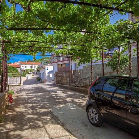 Apartment In Vrbnik/Island Krk 35825 Exterior foto